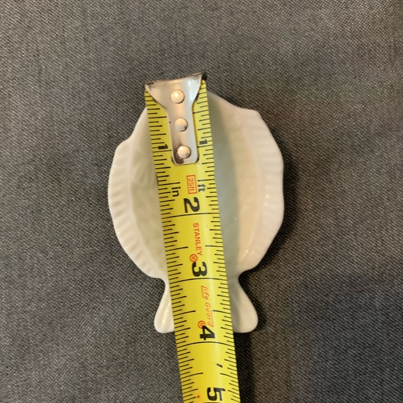 ๐  7 Piece White Porcelain Fish Plate Set - Picture 11 of 14